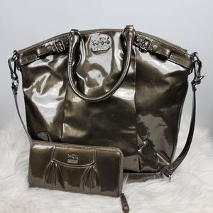 Coach Madison Patent Lindsay Leather Large Shoulder Bag & Wallet Lot